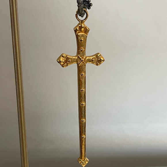 Sacrosanta Earrings - sugar skull & cross mis-matched earrings - Picture 5 of 7